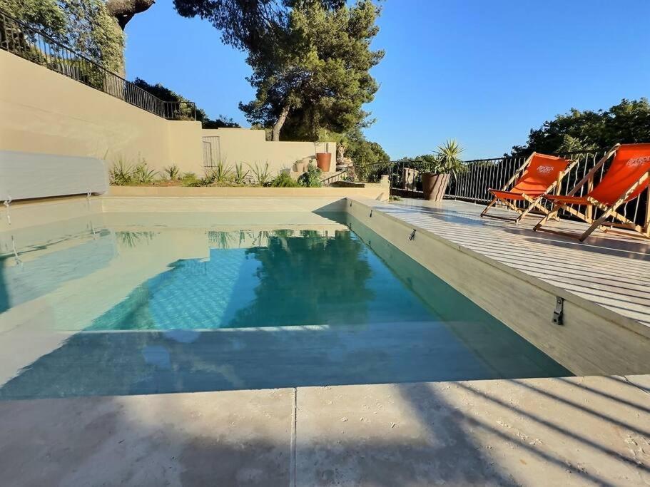 Sous Le « Figuier » Villa Cornillon-Confoux Exterior foto